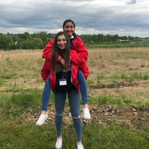 Meet your Posher, Milan